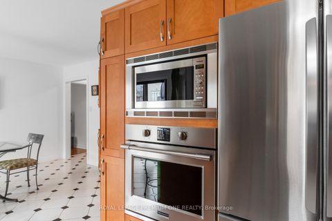 Photo 18 at 14 Bradmore Avenue, Pelmo Park W5, Toronto