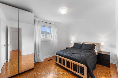 Photo 30 at 14 Bradmore Avenue, Pelmo Park W5, Toronto