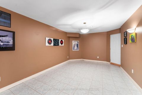 Photo 35 at 14 Bradmore Avenue, Pelmo Park W5, Toronto