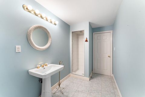 Photo 43 at 14 Bradmore Avenue, Pelmo Park W5, Toronto
