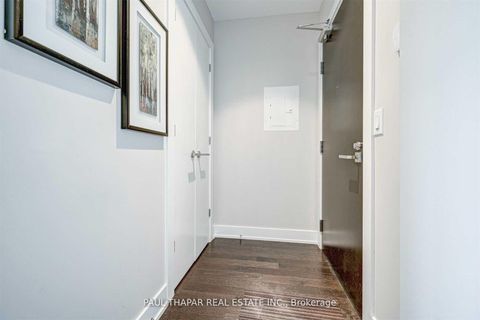 Photo 2 at 1114 - 3018 Yonge Street, Lawrence Park South, Toronto