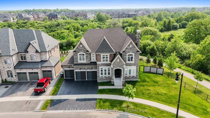 Photo 0 at 40 Autumn Olive Way, Toronto Gore Rural Estate, Brampton