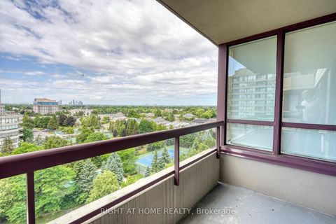 Photo 7 at 902 - 81 Townsgate Drive, Yorkhill, Vaughan