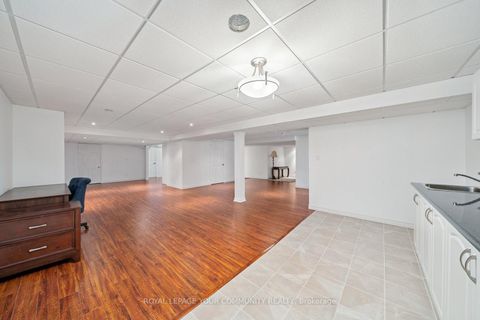 Photo 35 at 194 Carrington Drive, Mill Pond, Richmond Hill