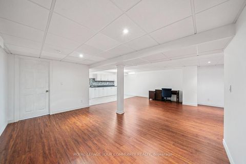 Photo 36 at 194 Carrington Drive, Mill Pond, Richmond Hill