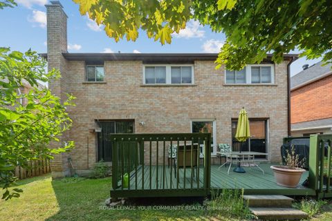 Photo 43 at 194 Carrington Drive, Mill Pond, Richmond Hill