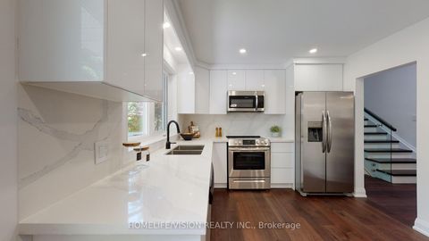 Photo 16 at 12 Flaremore Crescent, Bayview Village, Toronto