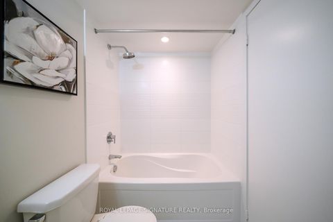 Photo 19 at 655 - 151 Dan Leckie Way, Waterfront Communities C1, Toronto
