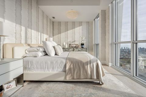 Photo 11 at 5405 - 1 Yorkville Avenue, Annex, Toronto