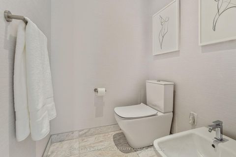 Photo 15 at 5405 - 1 Yorkville Avenue, Annex, Toronto