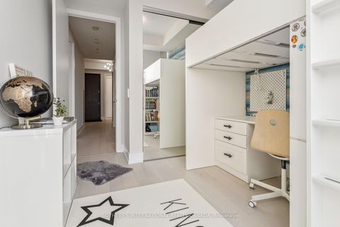 Photo 24 at 5405 - 1 Yorkville Avenue, Annex, Toronto