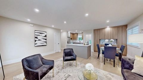 Photo 9 at 270 Brighton Avenue, Bathurst Manor, Toronto