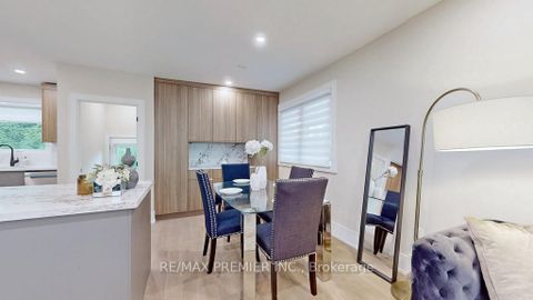 Photo 12 at 270 Brighton Avenue, Bathurst Manor, Toronto