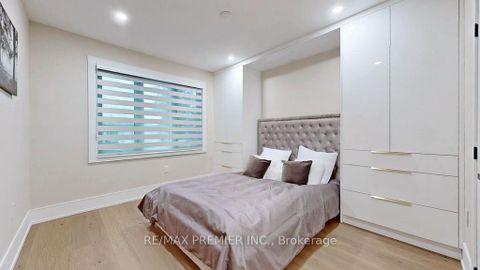 Photo 20 at 270 Brighton Avenue, Bathurst Manor, Toronto