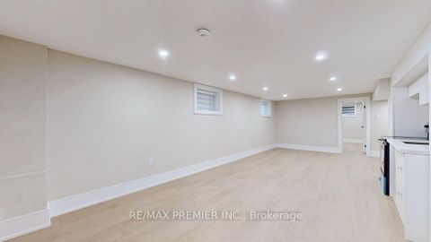Photo 27 at 270 Brighton Avenue, Bathurst Manor, Toronto