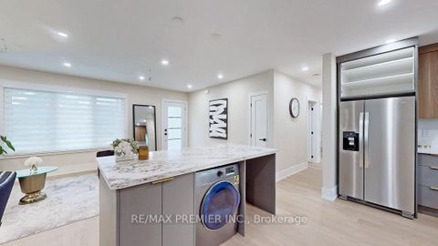 Photo 28 at 270 Brighton Avenue, Bathurst Manor, Toronto