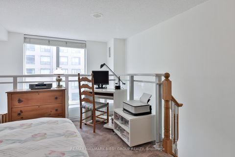 Photo 13 at 528 - 109 Front Street E, Waterfront Communities C8, Toronto