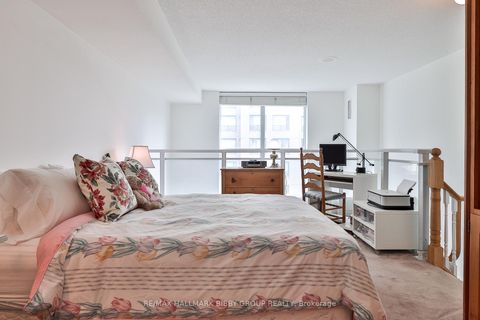 Photo 15 at 528 - 109 Front Street E, Waterfront Communities C8, Toronto