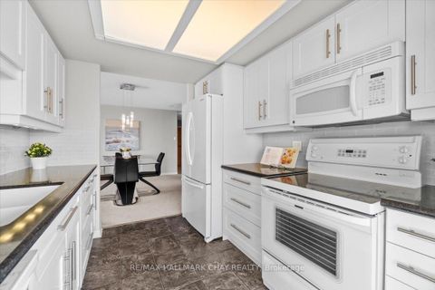 Photo 8 at 908 - 65 Ellen Street, Lakeshore, Barrie