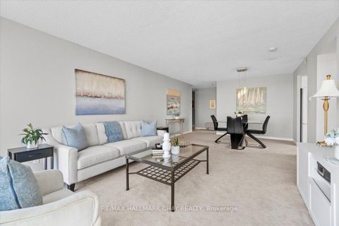 Photo 16 at 908 - 65 Ellen Street, Lakeshore, Barrie Photo 16 at 908 - 65 Ellen Street, Lakeshore, Barrie
