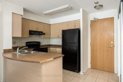 Photo 2 at 403 - 5500 Yonge Street, Willowdale West, Toronto