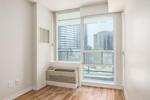 Photo 11 at 403 - 5500 Yonge Street, Willowdale West, Toronto