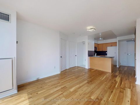 Photo 13 at 809 - 311 Richmond Street E, Moss Park, Toronto