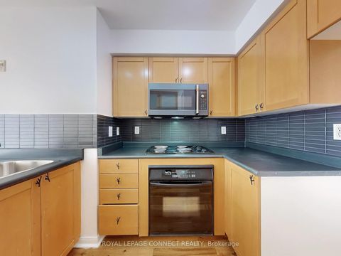 Photo 15 at 809 - 311 Richmond Street E, Moss Park, Toronto