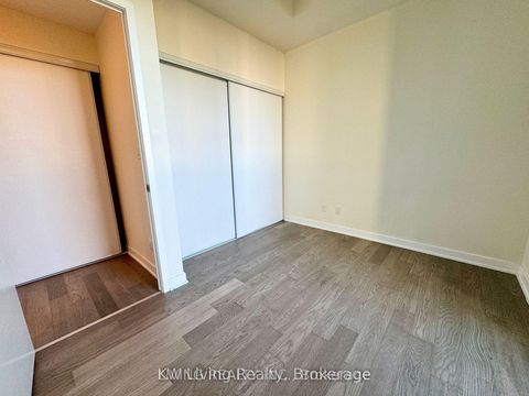 Photo 14 at 1006 - 17 Dundonald Street, Yonge Corridor, Toronto