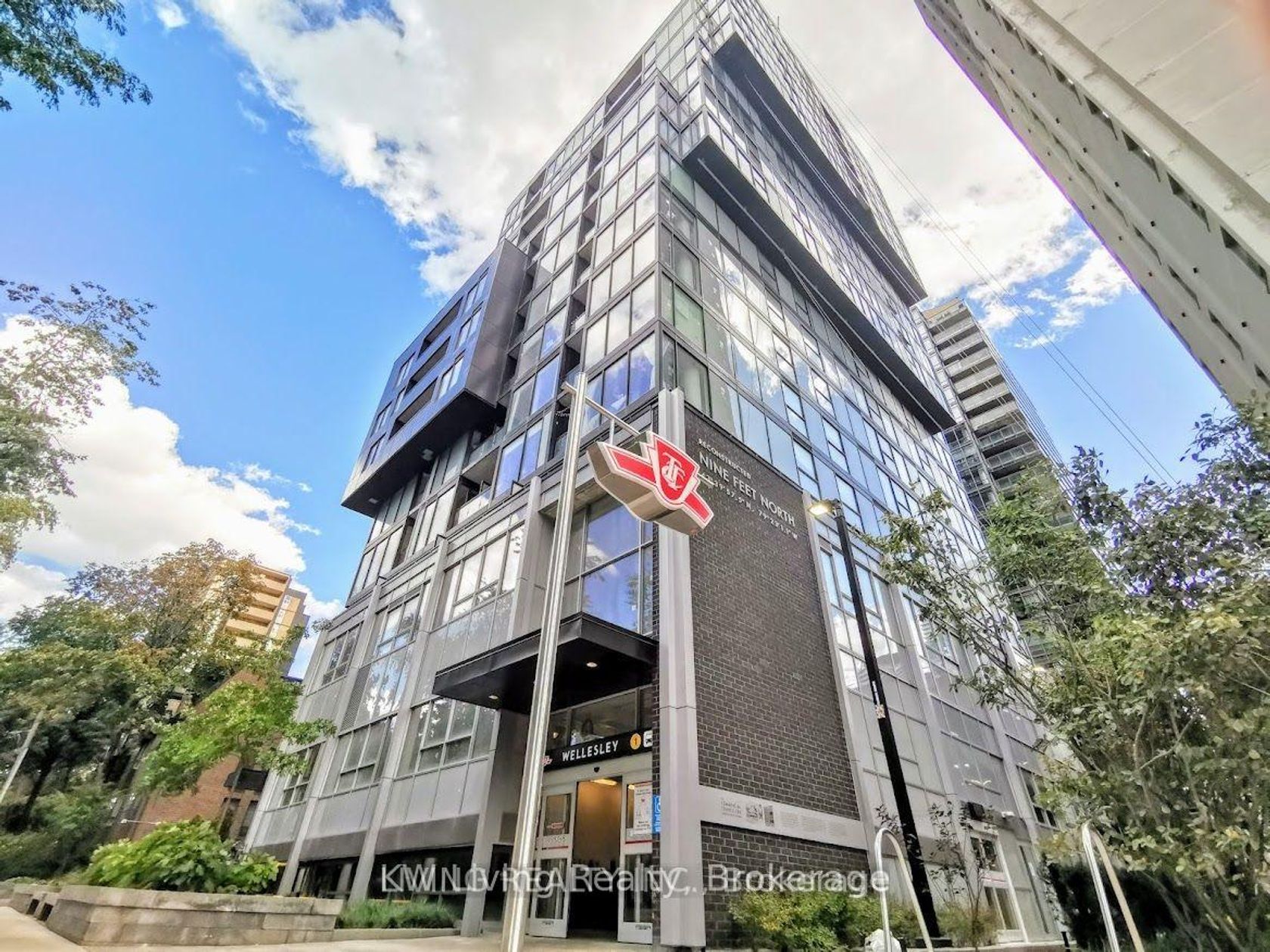 1006 - 17 Dundonald Street, Yonge Corridor, Toronto 