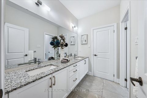 Photo 39 at 92 Klees Crescent, Aurora Highlands, Aurora