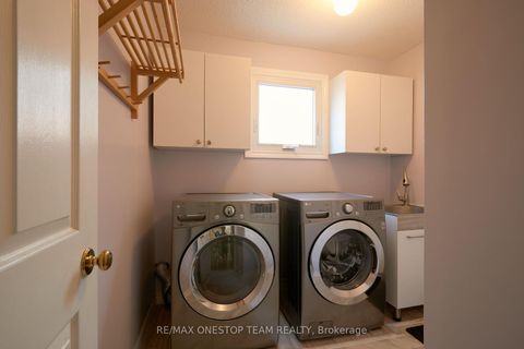 Photo 12 at 1453 Thistledown Road, GA Glen Abbey, Oakville