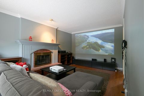 Photo 13 at 1453 Thistledown Road, GA Glen Abbey, Oakville