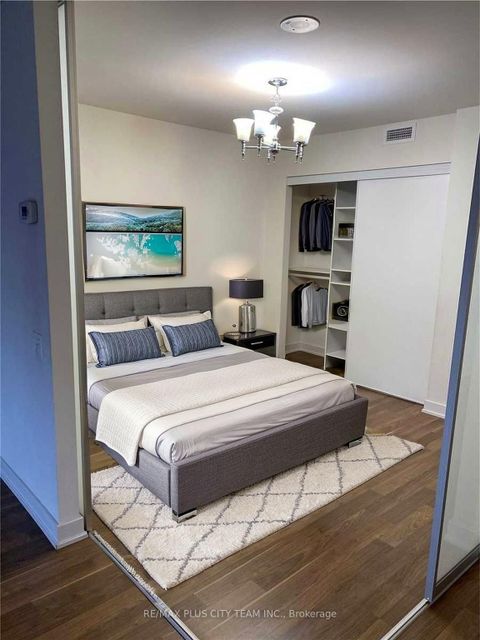 Photo 7 at 411 - 78 Tecumseth Street, Niagara, Toronto
