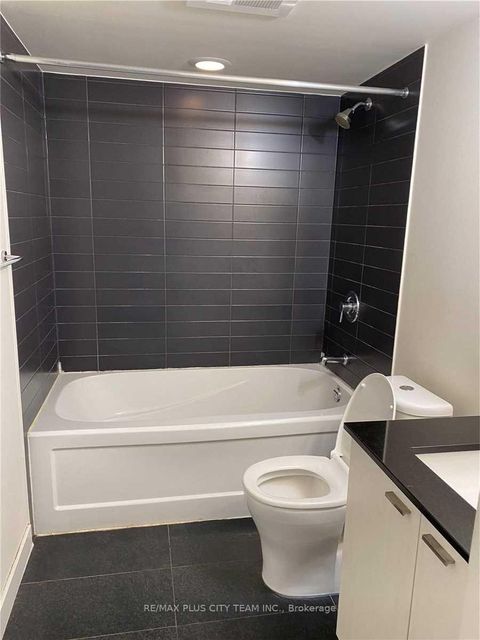 Photo 8 at 411 - 78 Tecumseth Street, Niagara, Toronto