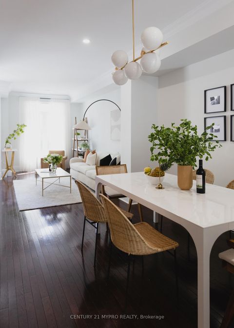 Photo 2 at 10 Clairtrell Road, Willowdale East, Toronto