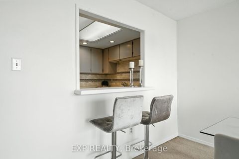 Photo 10 at 1014 - 10 Dean Park Road, Rouge E11, Toronto