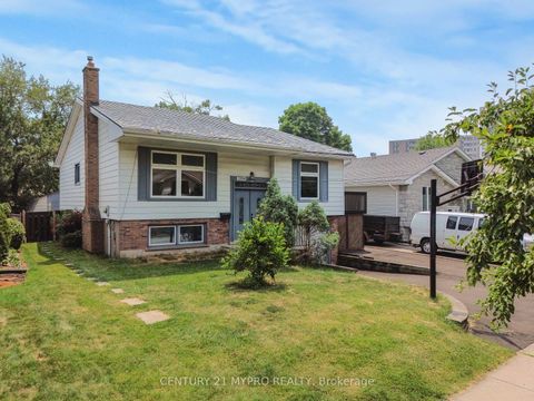 Photo 3 at 1294 Forest Hill, FA Falgarwood, Oakville
