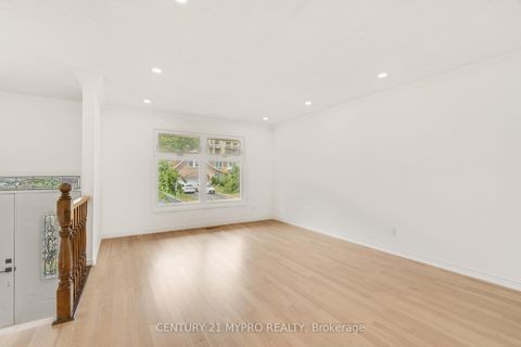 Photo 9 at 1294 Forest Hill, FA Falgarwood, Oakville