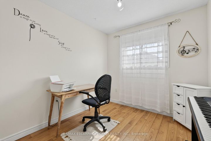 Photo 21 at 122 - 11 Harrisford Street, Red Hill, Hamilton