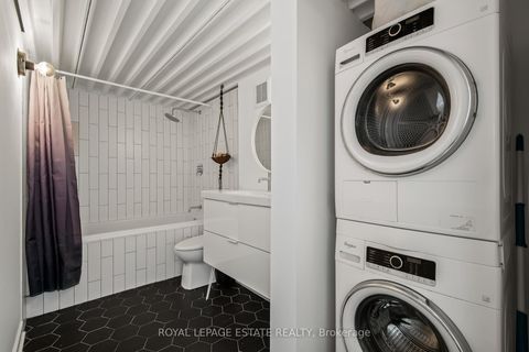 Photo 19 at 301 - 160 Baldwin Street, Chinatown, Toronto