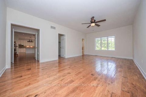 Photo 16 at 10 HARPER HILL Road, Angus Glen, Markham