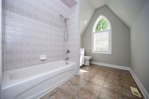 Photo 26 at 10 HARPER HILL Road, Angus Glen, Markham