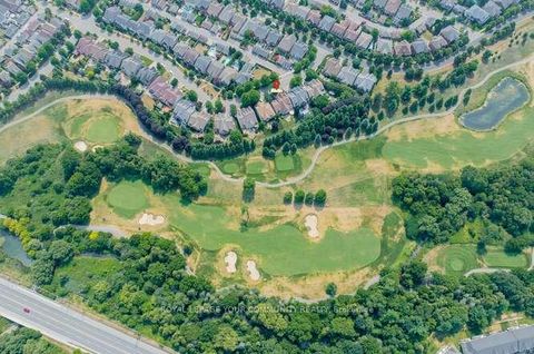 Photo 34 at 10 HARPER HILL Road, Angus Glen, Markham