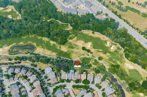 Photo 35 at 10 HARPER HILL Road, Angus Glen, Markham