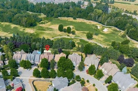 Photo 36 at 10 HARPER HILL Road, Angus Glen, Markham