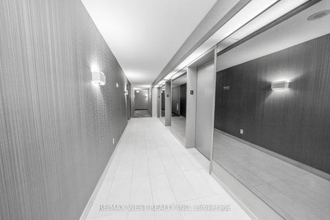 Photo 8 at 608 - 1470 Midland Avenue, Dorset Park, Toronto