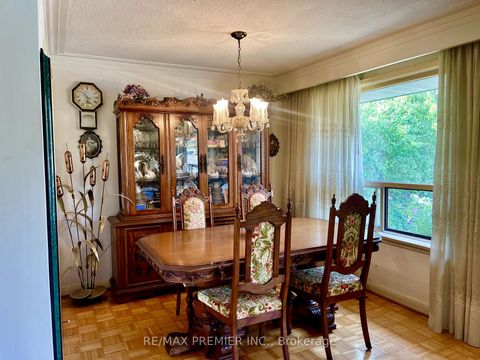 Photo 4 at 1041 Willowdale Avenue, Newtonbrook East, Toronto
