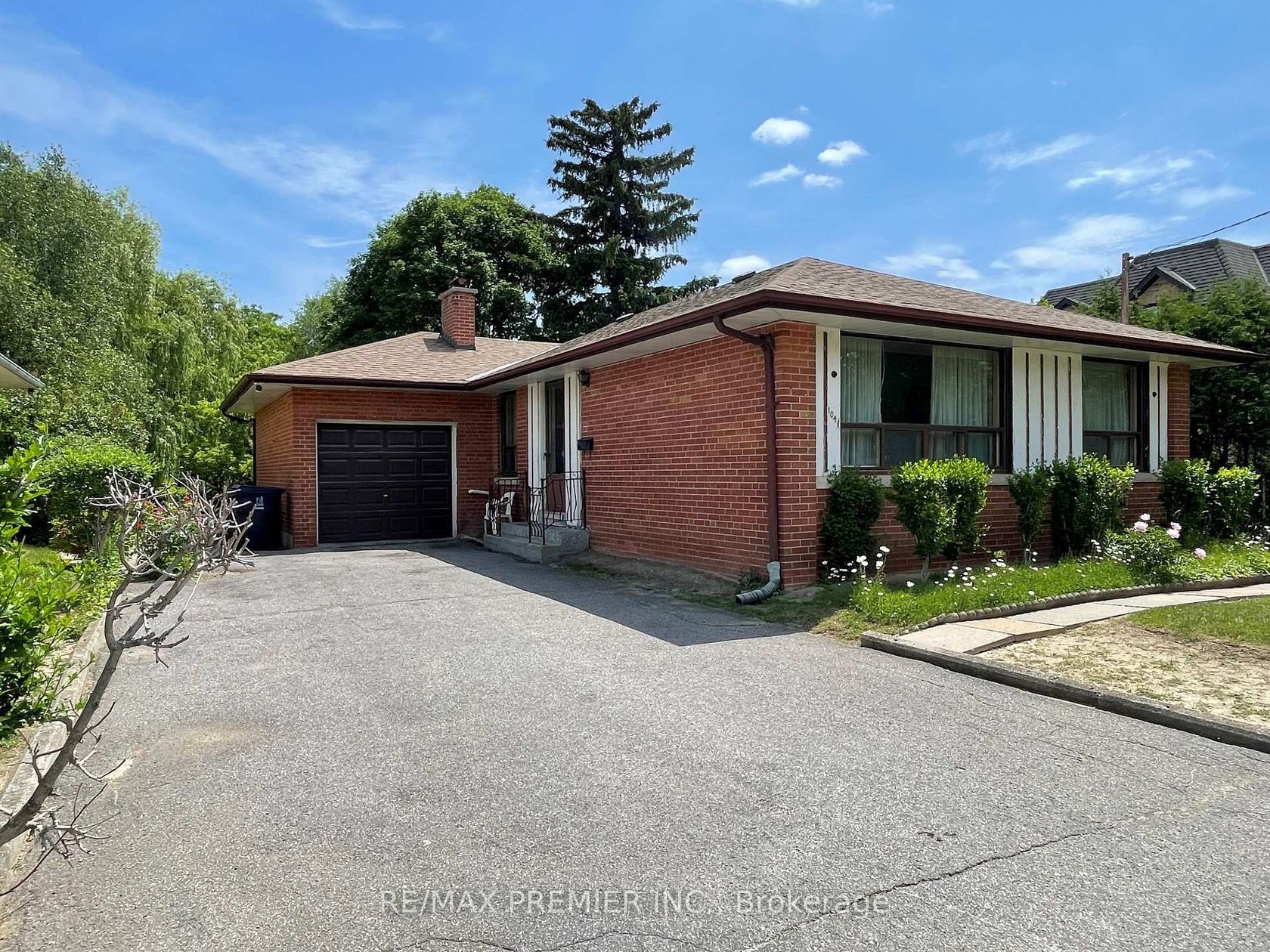 1041 Willowdale Avenue, Newtonbrook East, Toronto 