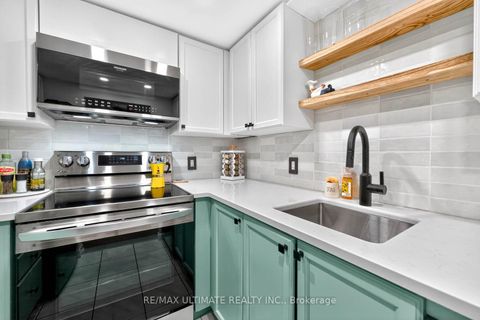 Photo 15 at 2113 - 8 Park Road, Moore Park, Toronto
